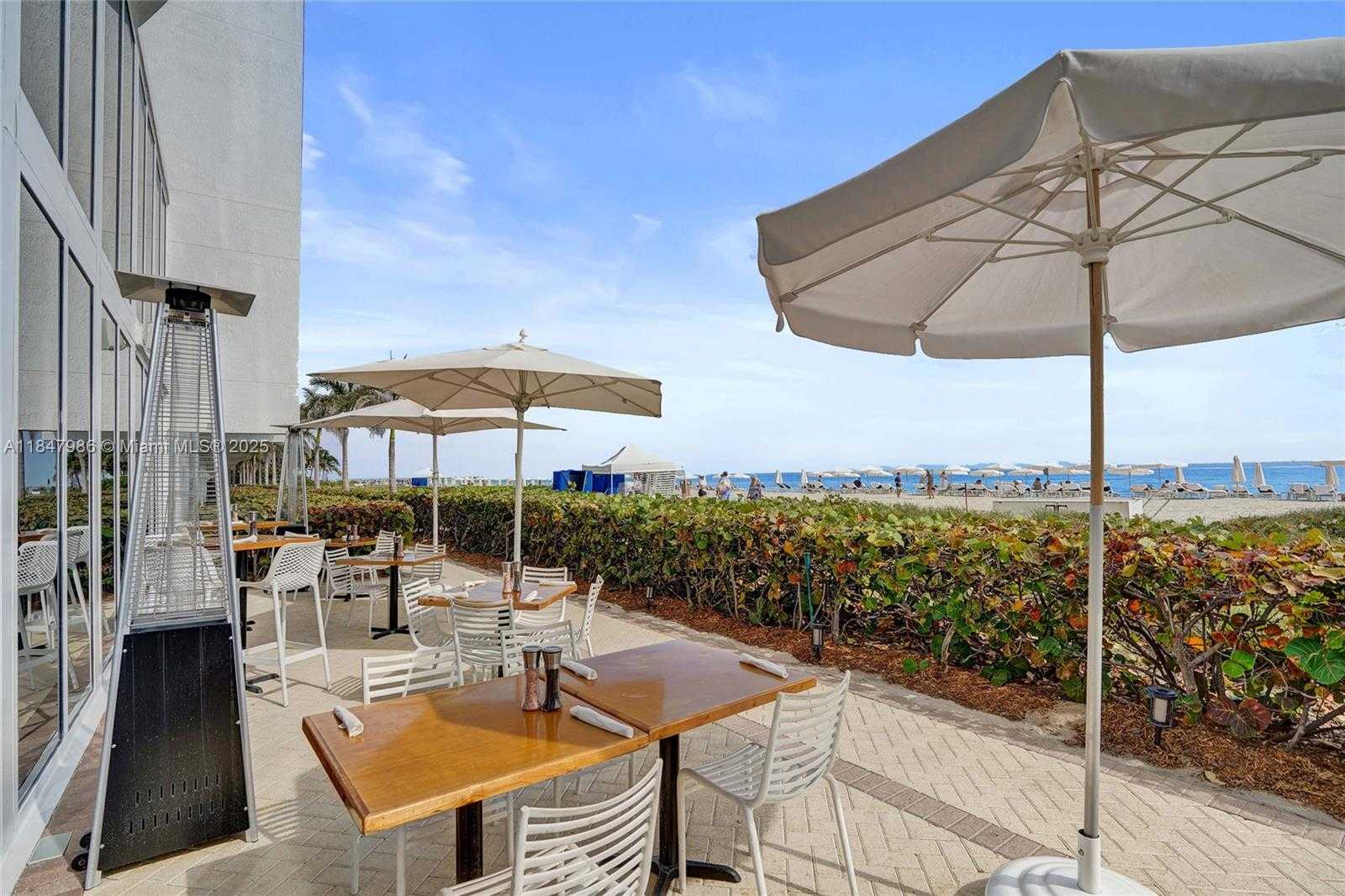 Small Image of 15901 COLLINS AVE #PH01, Sunny Isles Beach Number 95