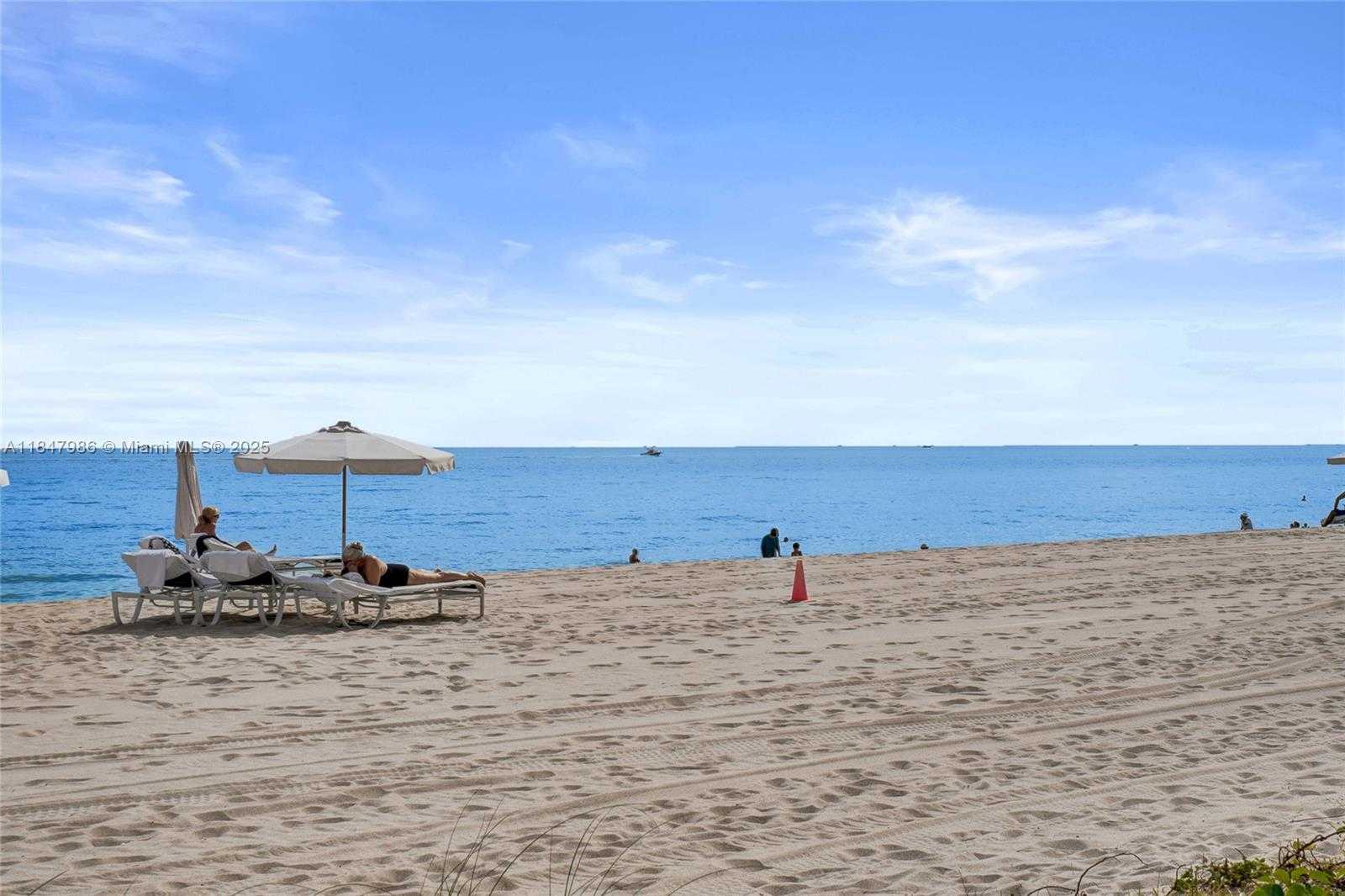 Small Image of 15901 COLLINS AVE #PH01, Sunny Isles Beach Number 97