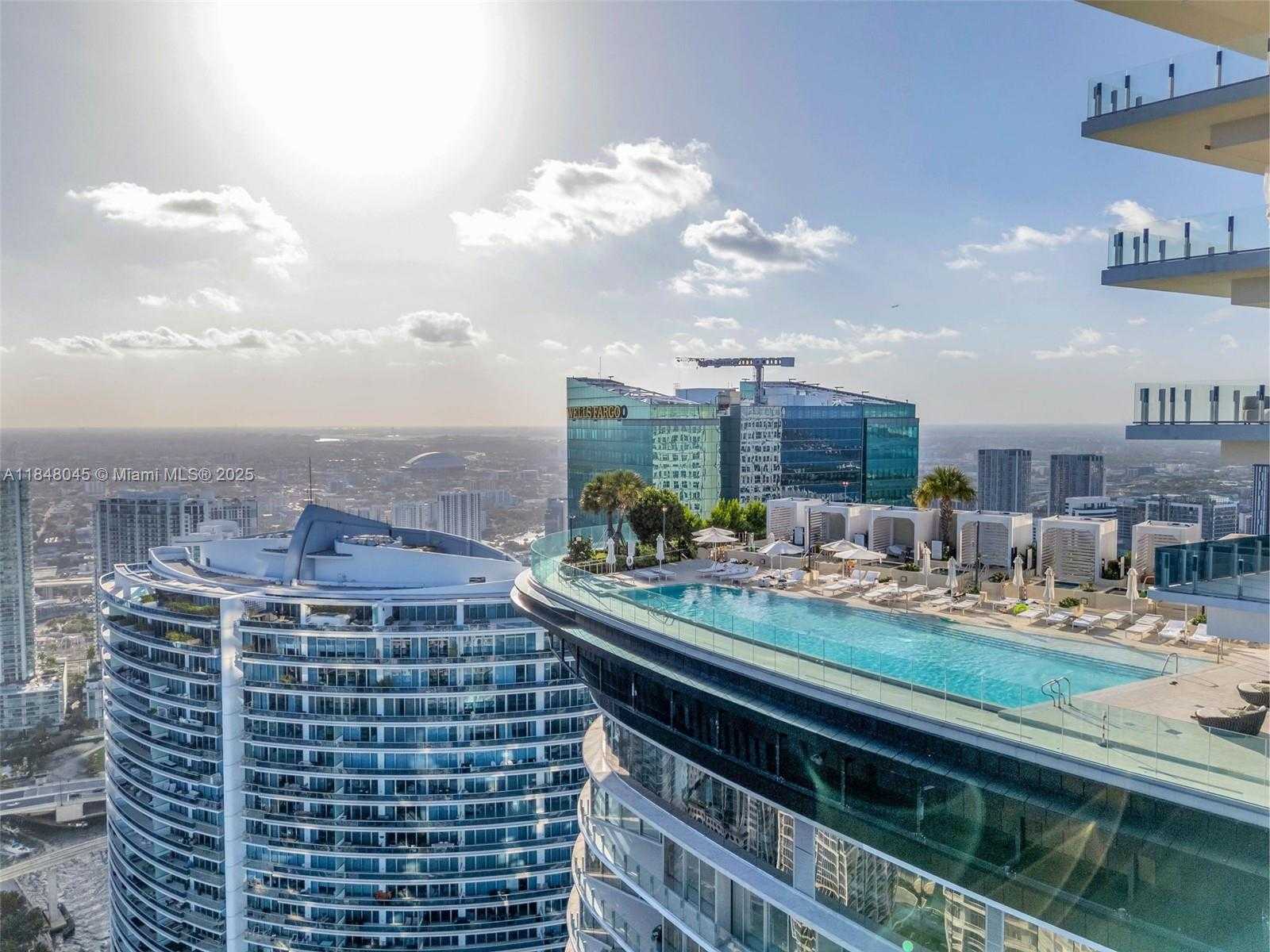 Small Image of 300 SOUTH BISCAYNE BLVD WAY #2604, Miami Number 2