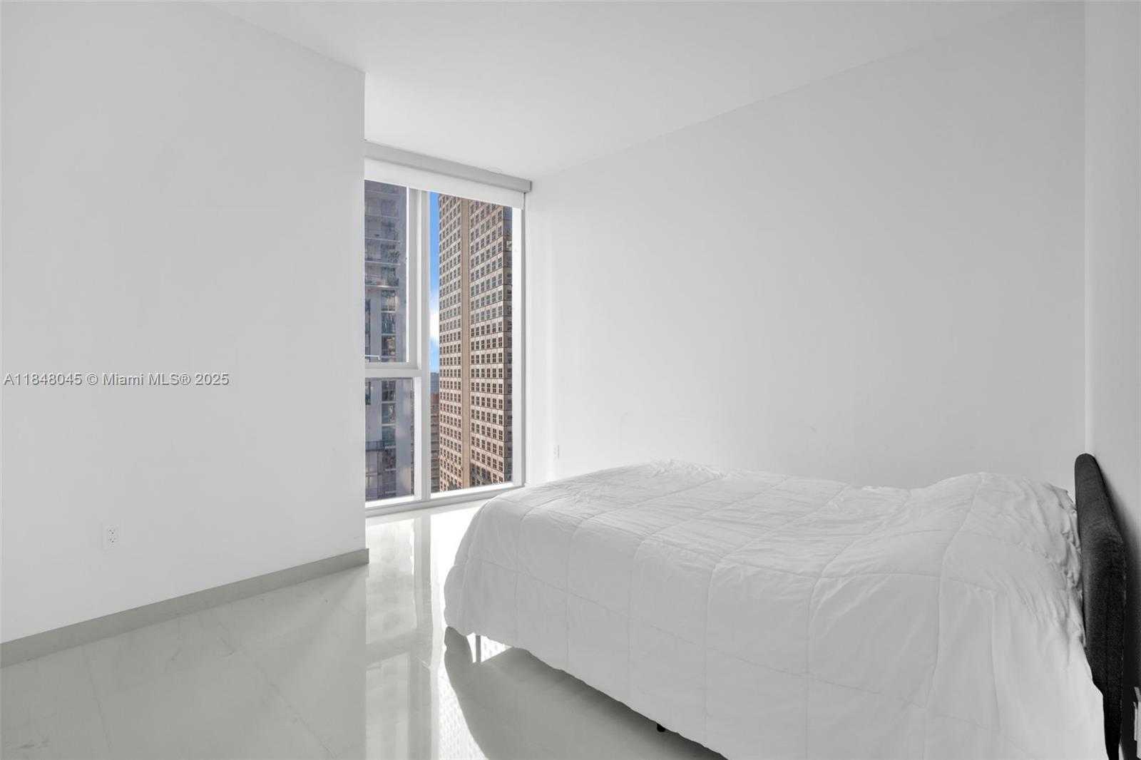 Small Image of 300 SOUTH BISCAYNE BLVD WAY #2604, Miami Number 26