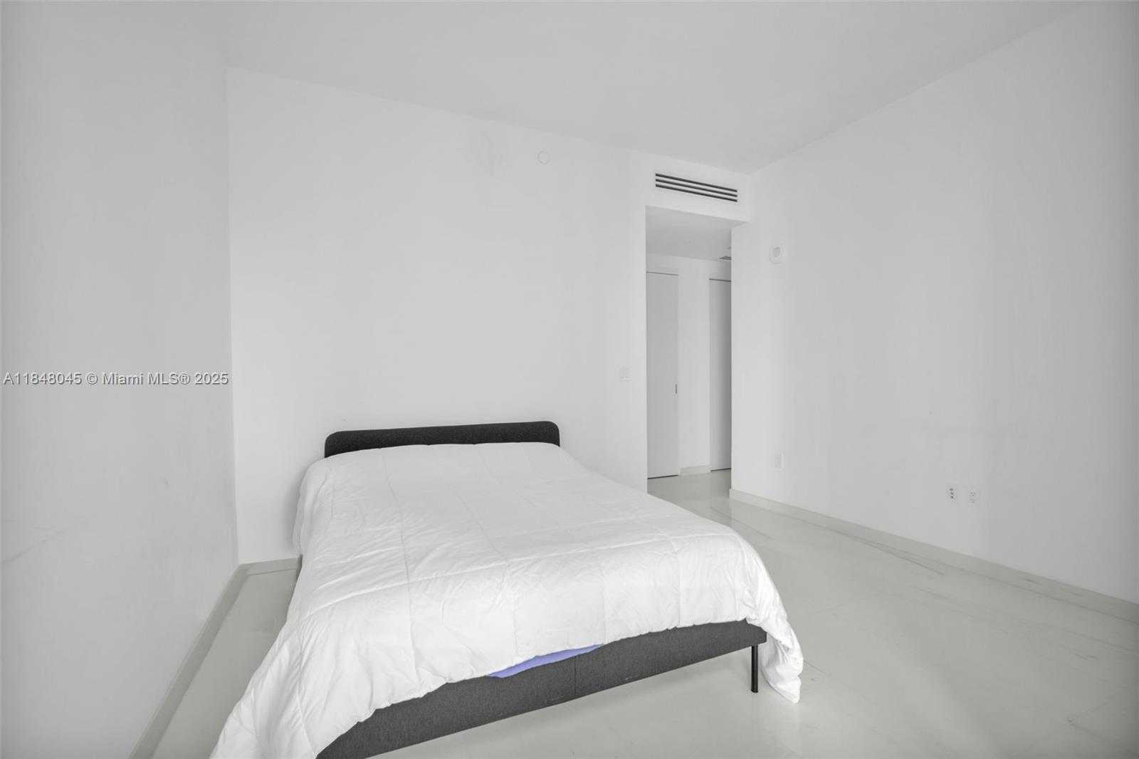 Small Image of 300 SOUTH BISCAYNE BLVD WAY #2604, Miami Number 27