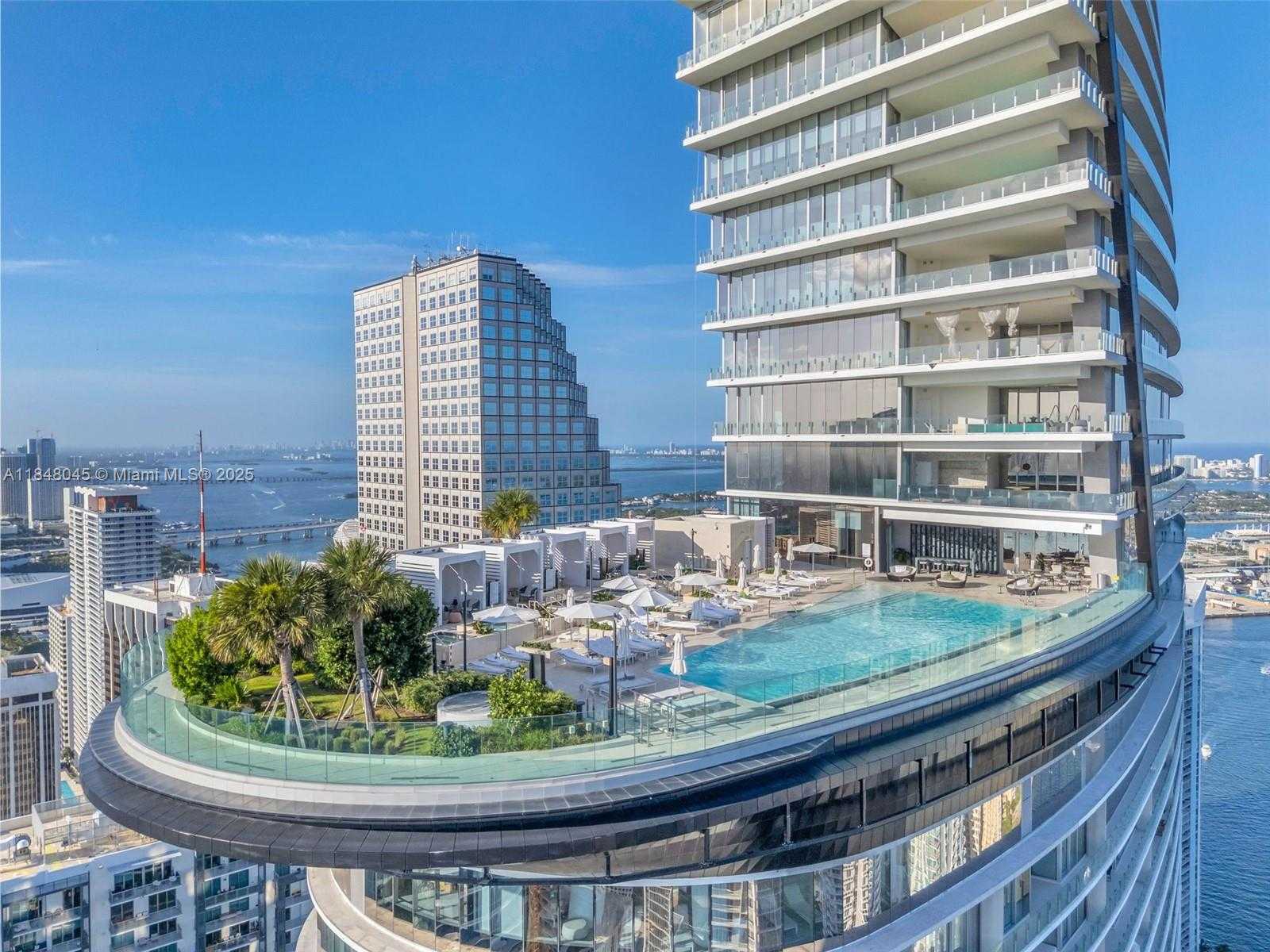 Small Image of 300 SOUTH BISCAYNE BLVD WAY #2604, Miami Number 3