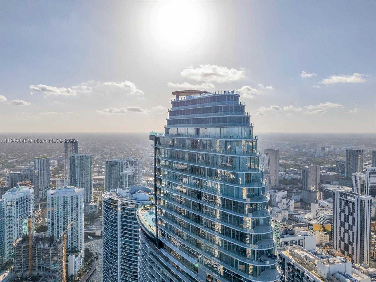 Small Image of 300 SOUTH BISCAYNE BLVD WAY #2604, Miami Number 7