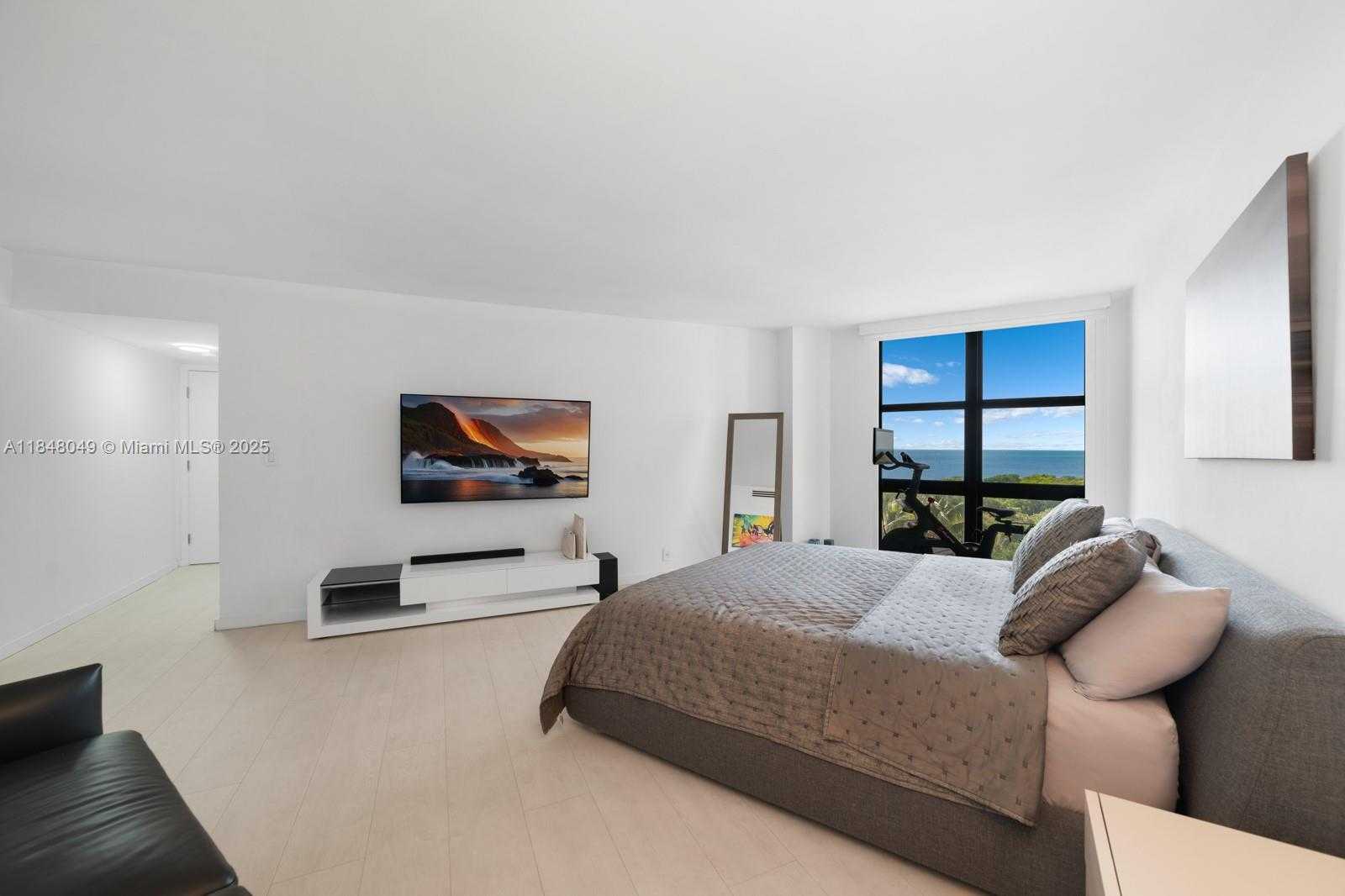Small Image of 1121 CRANDON BLVD #F702, Key Biscayne Number 15