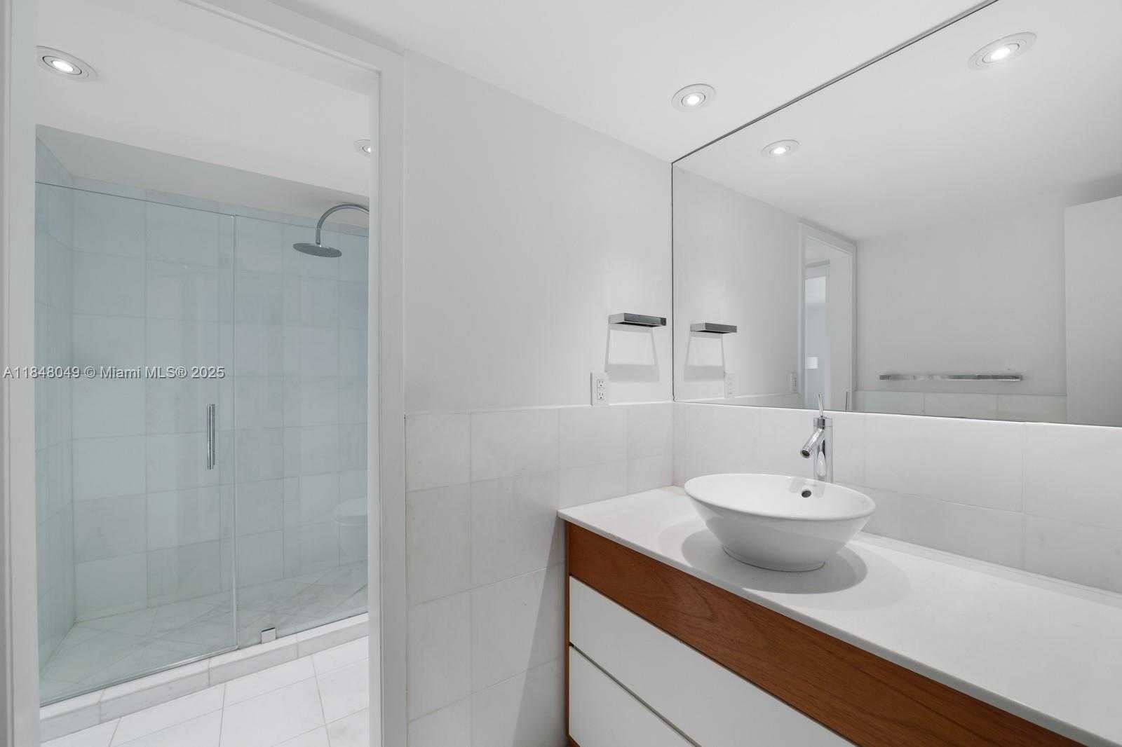 Small Image of 1121 CRANDON BLVD #F702, Key Biscayne Number 23