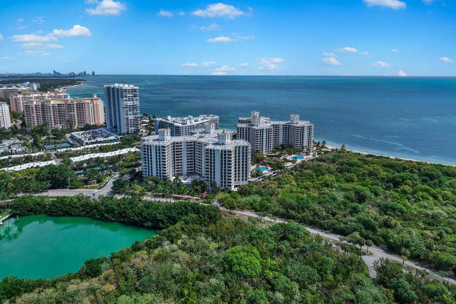 Small Image of 1121 CRANDON BLVD #F702, Key Biscayne Number 32