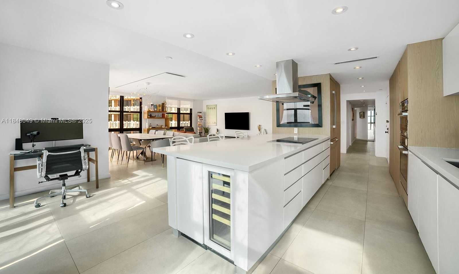 Small Image of 1121 CRANDON BLVD #F702, Key Biscayne Number 9