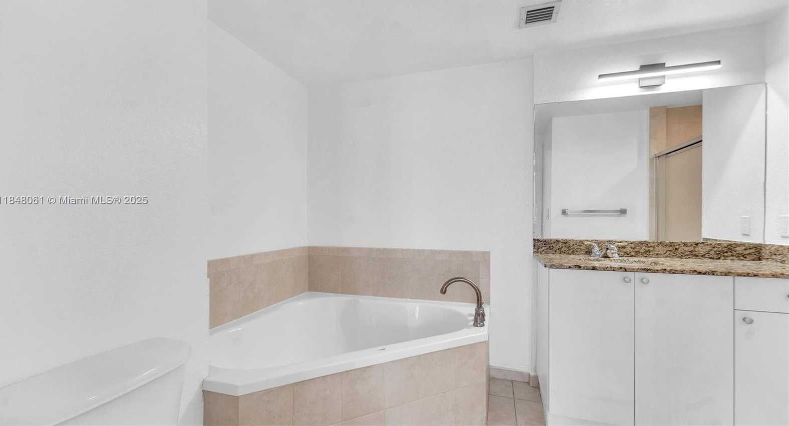 Small Image of 1830 RADIUS DR #405, Hollywood Number 10
