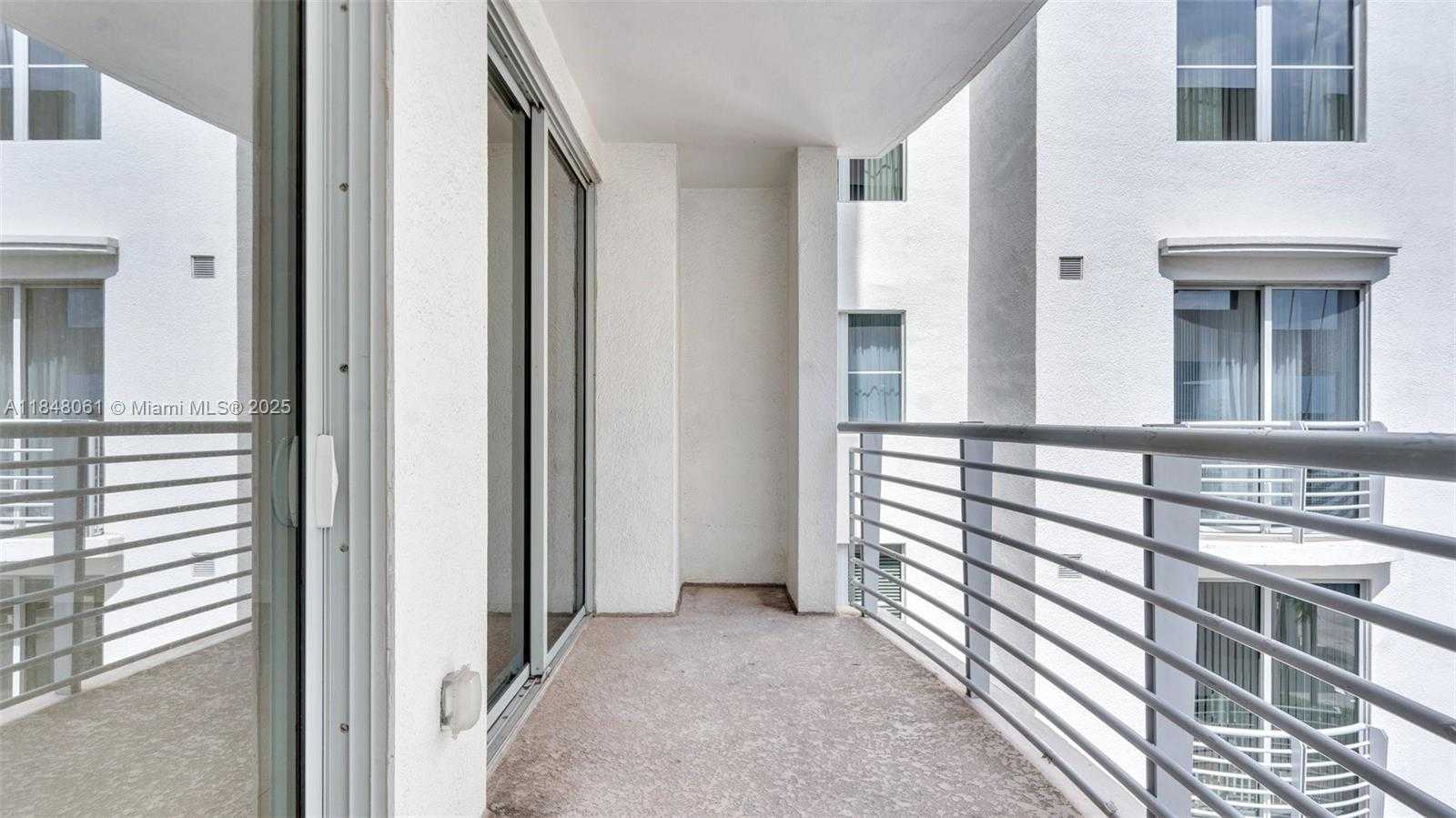 Small Image of 1830 RADIUS DR #405, Hollywood Number 16