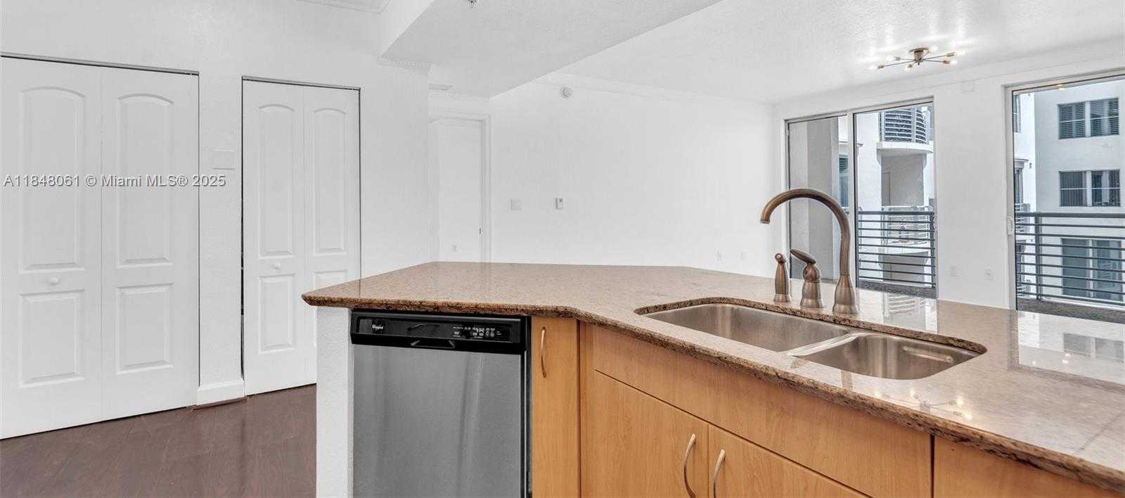 Small Image of 1830 RADIUS DR #405, Hollywood Number 3