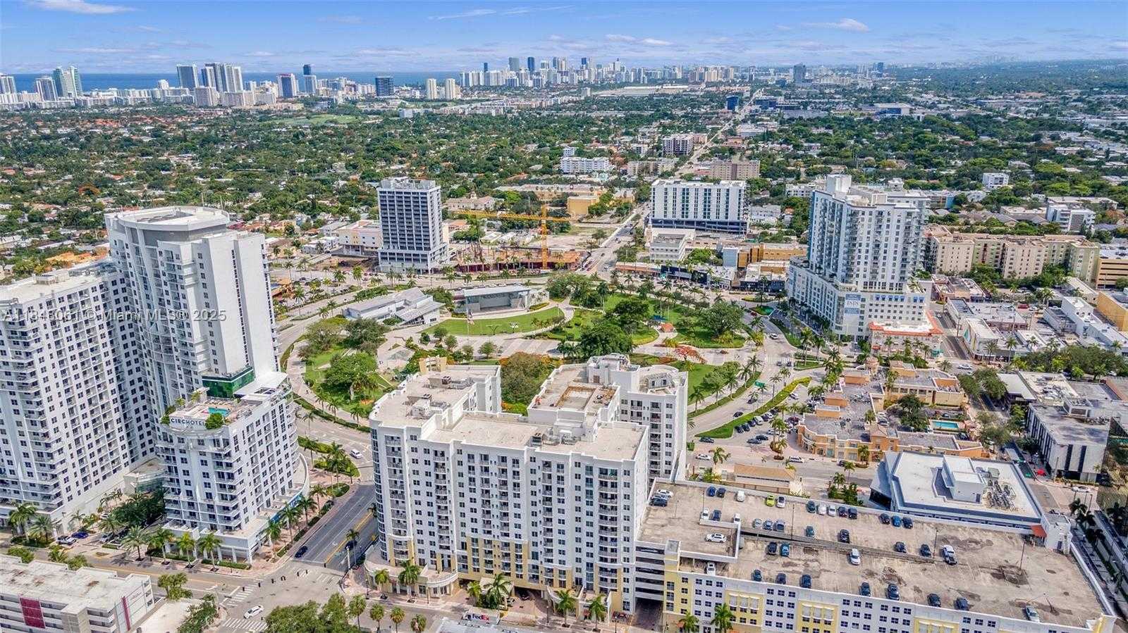 Small Image of 1830 RADIUS DR #405, Hollywood Number 5