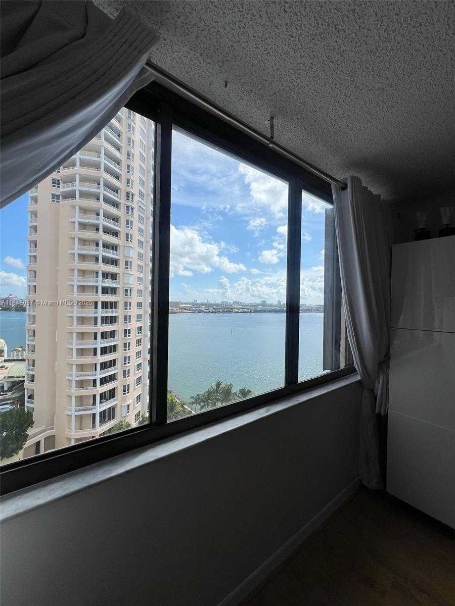 Small Image of 540 BRICKELL KEY DR #1524, Miami Number 11