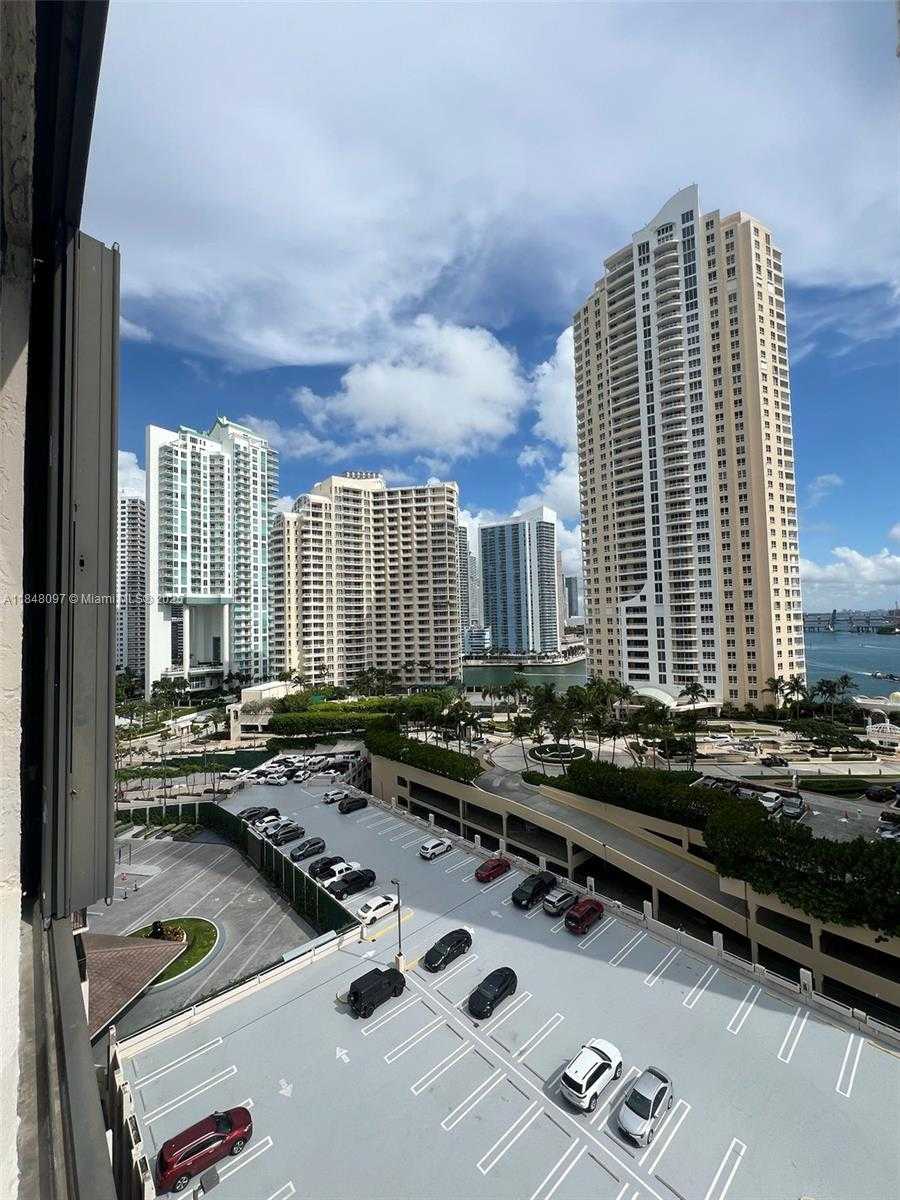 Small Image of 540 BRICKELL KEY DR #1524, Miami Number 13