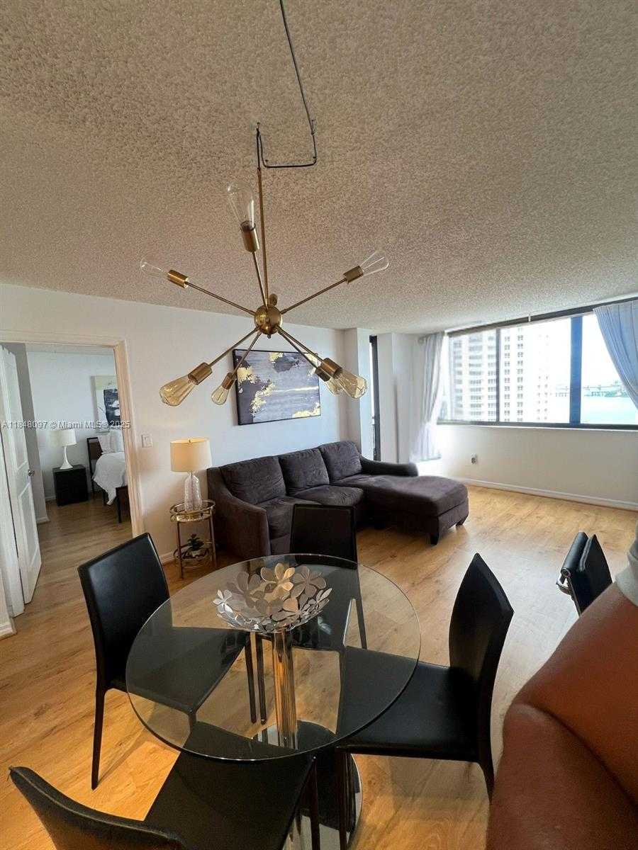 Small Image of 540 BRICKELL KEY DR #1524, Miami Number 2