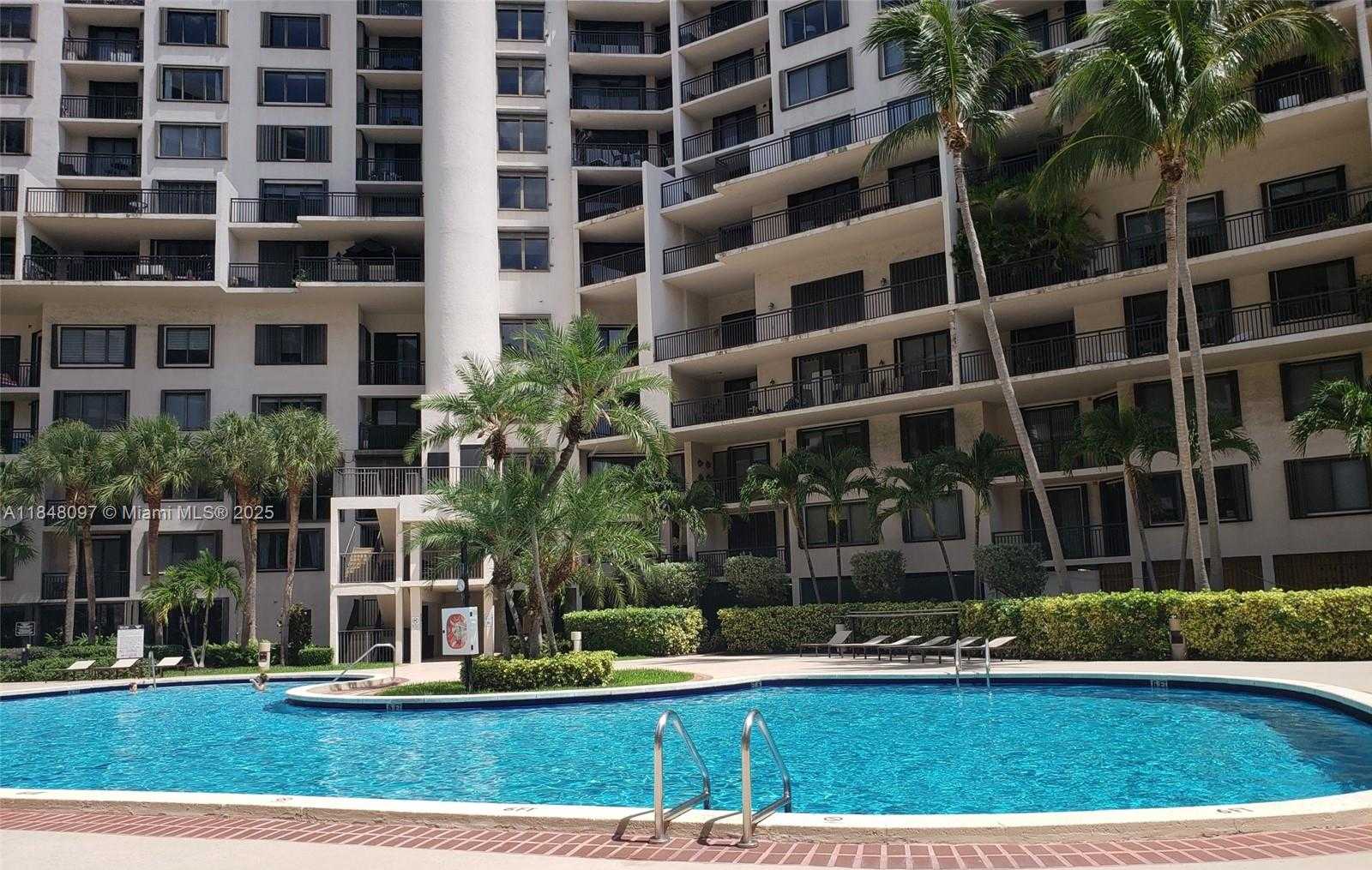 Small Image of 540 BRICKELL KEY DR #1524, Miami Number 37