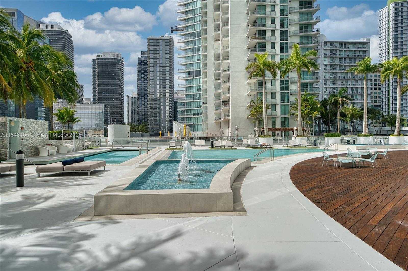 Small Image of 90 SOUTH WEST 3RD ST #TH506, Miami Number 37