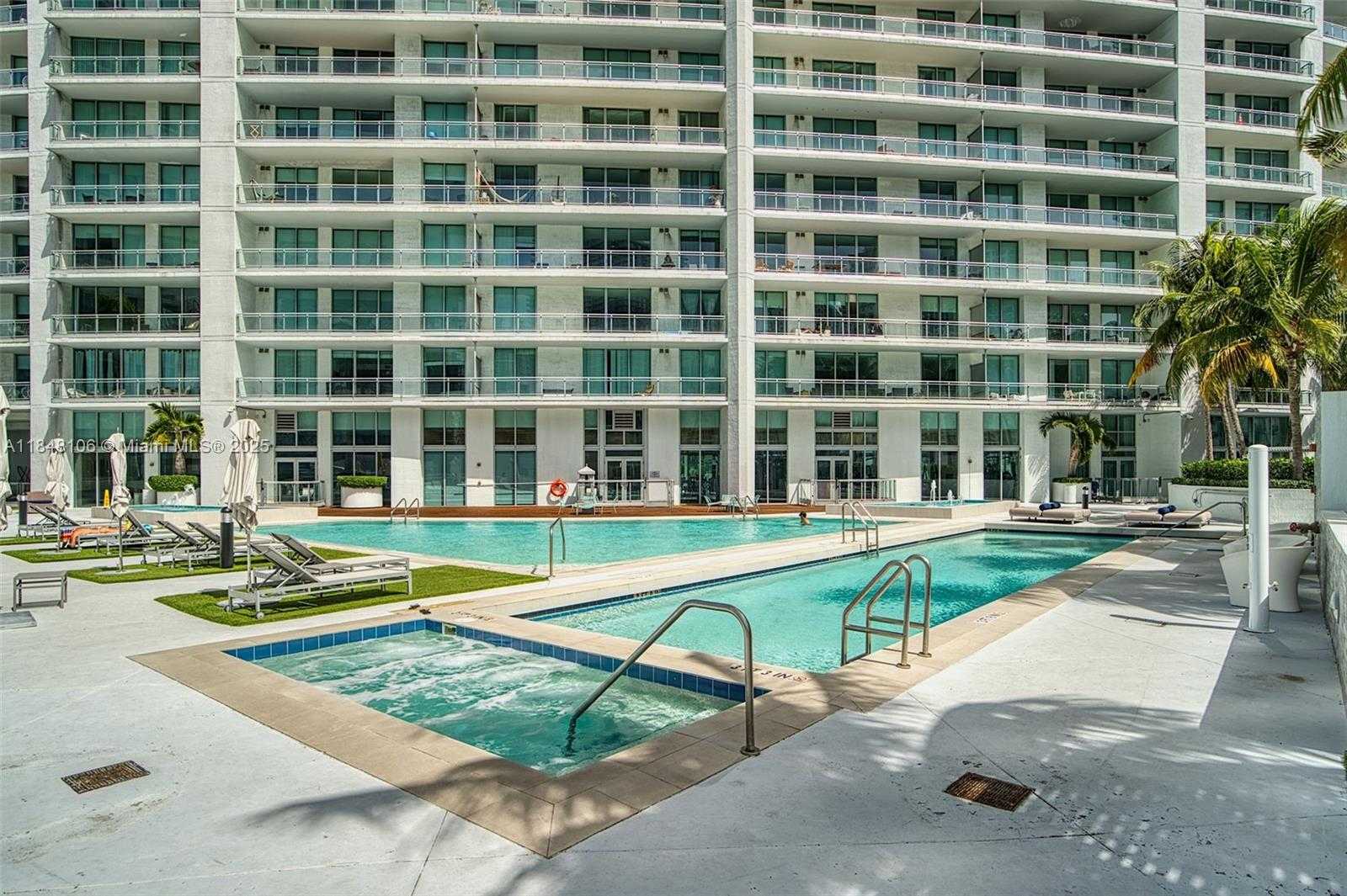 Small Image of 90 SOUTH WEST 3RD ST #TH506, Miami Number 39