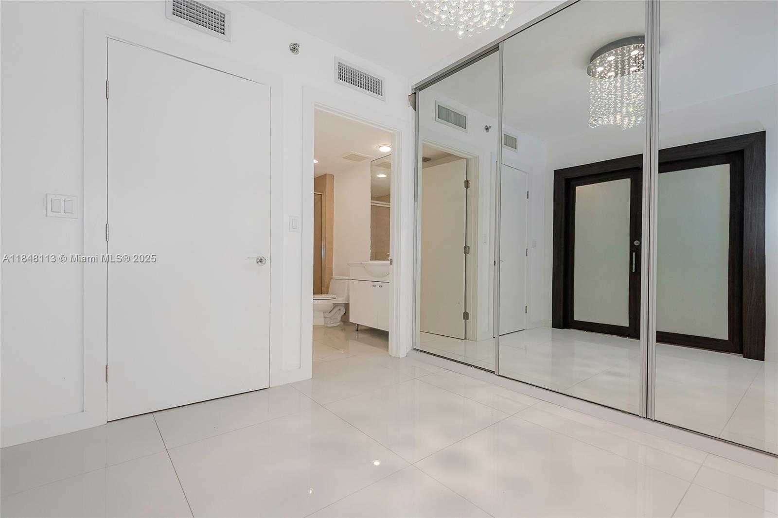 Small Image of 1850 SOUTH OCEAN DR #2702, Hallandale Beach Number 12
