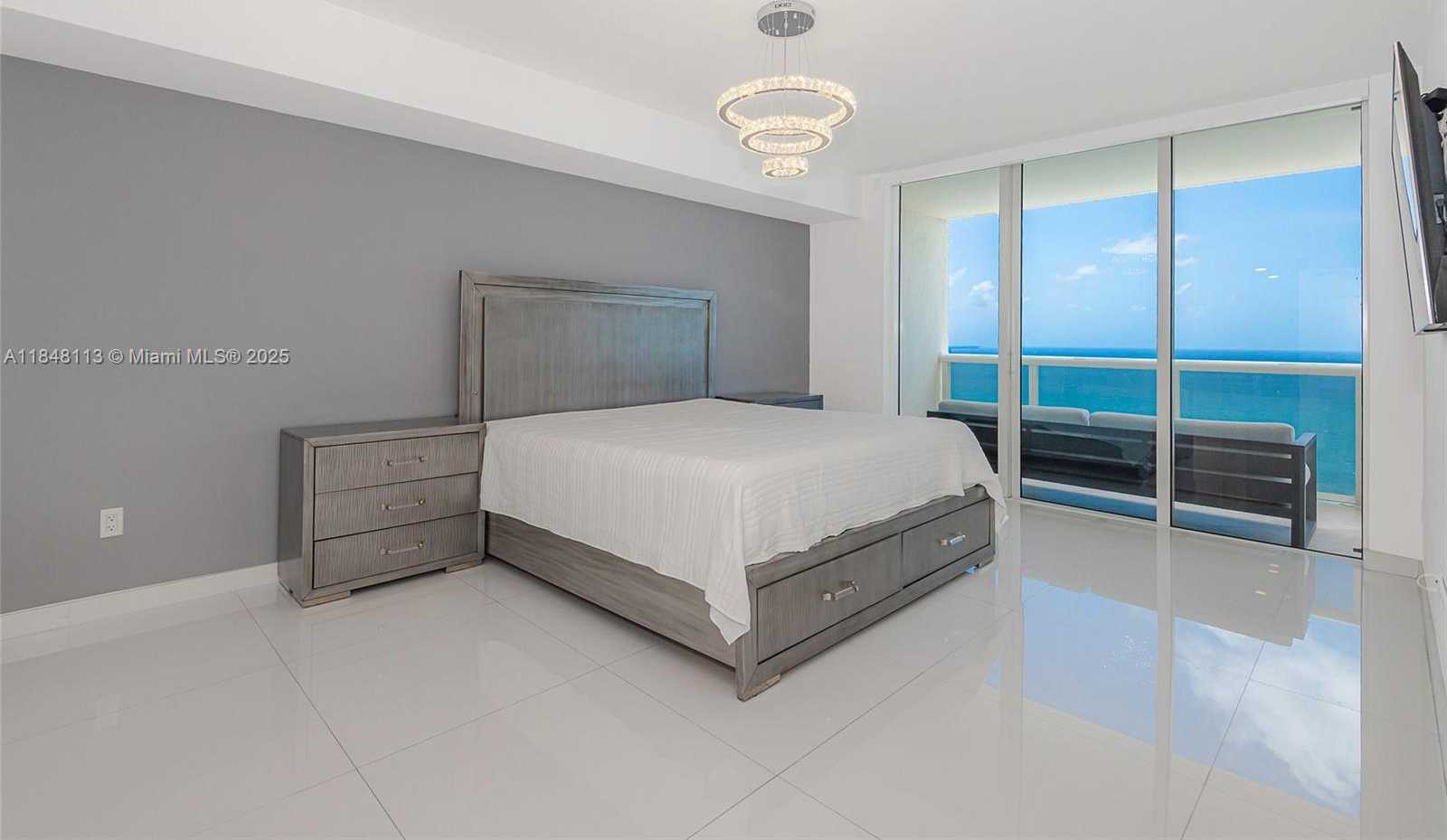 Small Image of 1850 SOUTH OCEAN DR #2702, Hallandale Beach Number 15