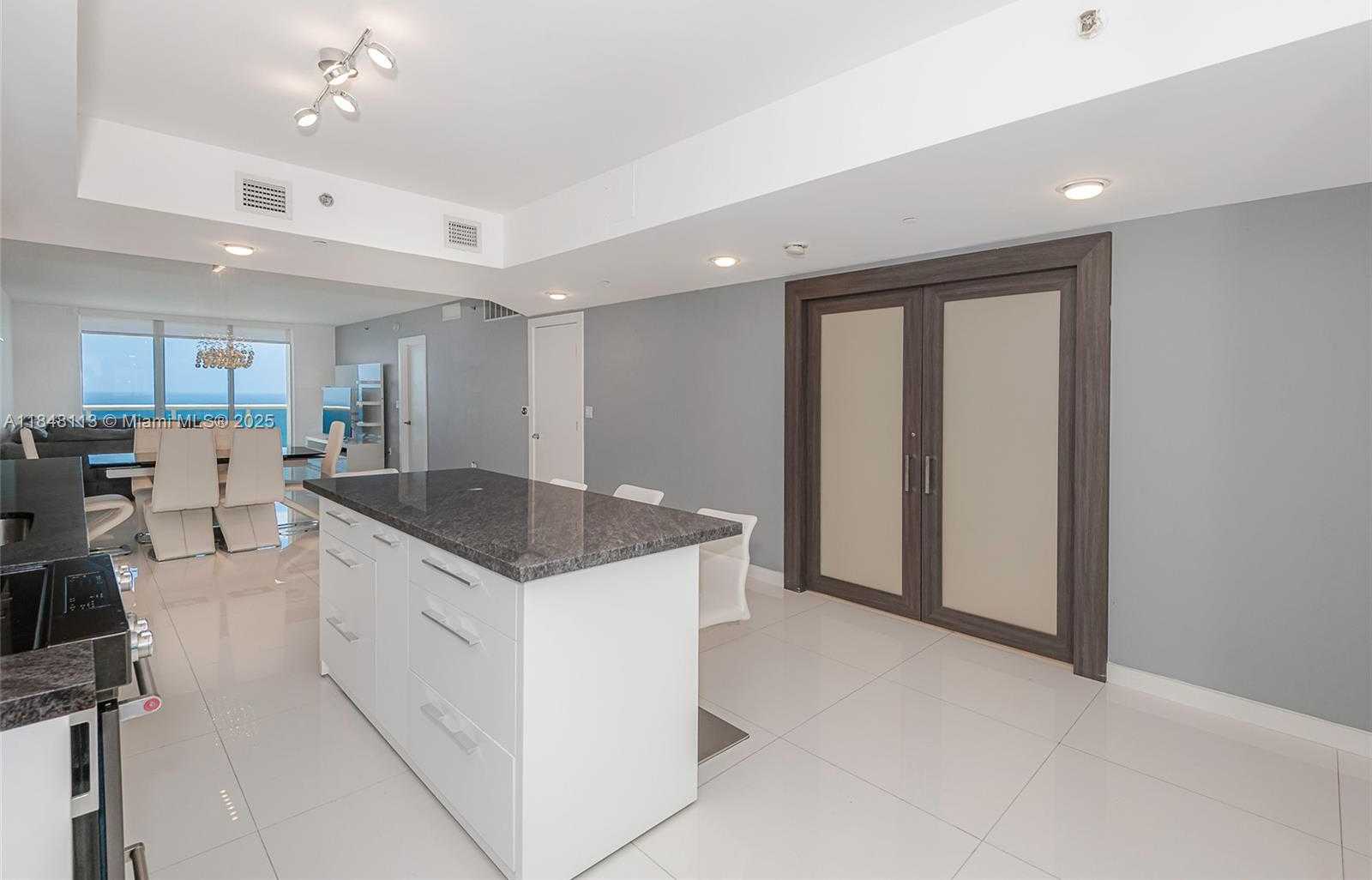 Small Image of 1850 SOUTH OCEAN DR #2702, Hallandale Beach Number 2