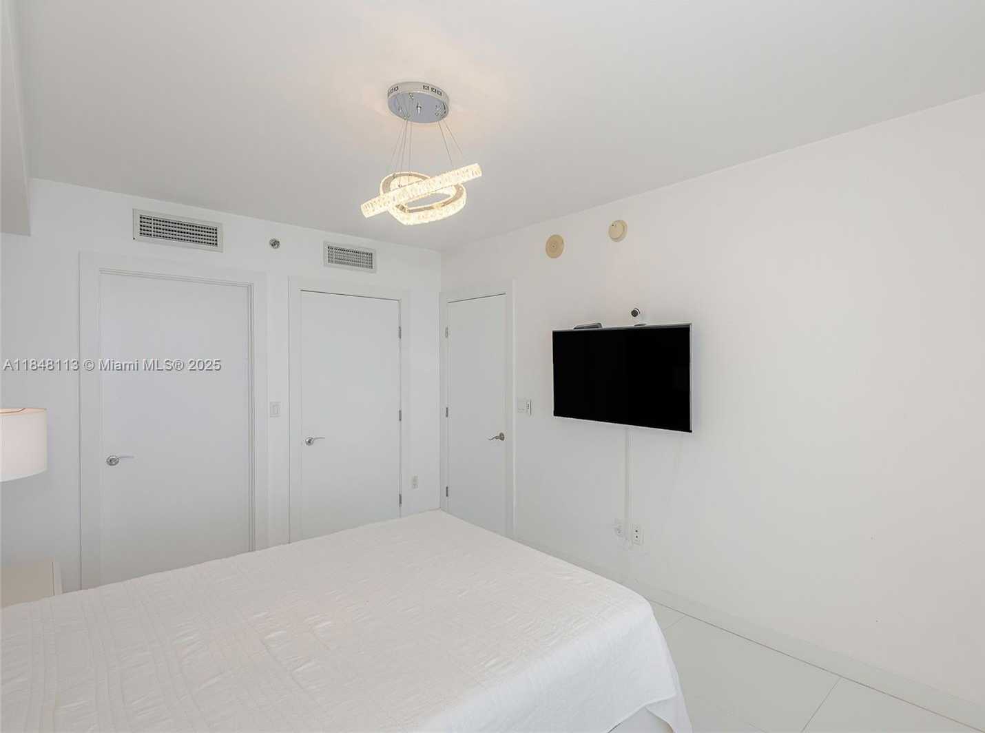 Small Image of 1850 SOUTH OCEAN DR #2702, Hallandale Beach Number 23