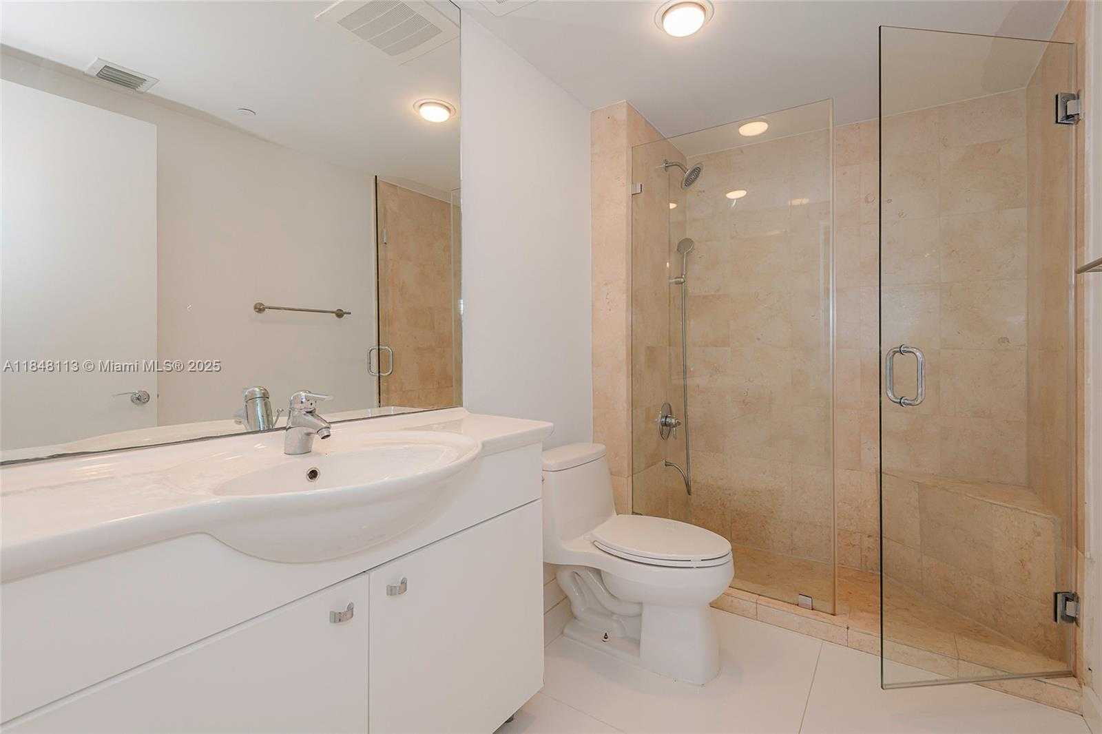 Small Image of 1850 SOUTH OCEAN DR #2702, Hallandale Beach Number 25