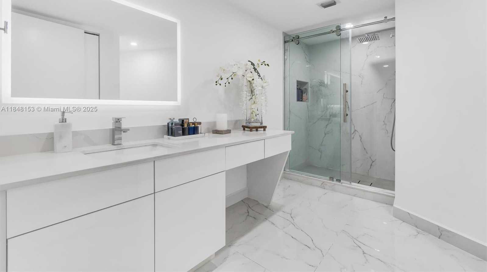 Small Image of 3530 MYSTIC POINTE DR #3107, Aventura Number 15