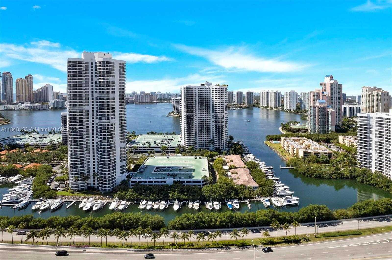 Small Image of 3530 MYSTIC POINTE DR #3107, Aventura Number 2