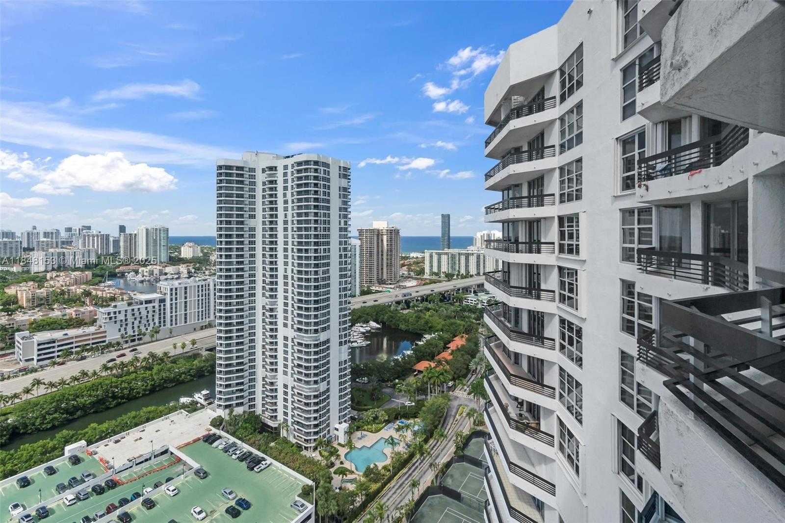 Small Image of 3530 MYSTIC POINTE DR #3107, Aventura Number 22