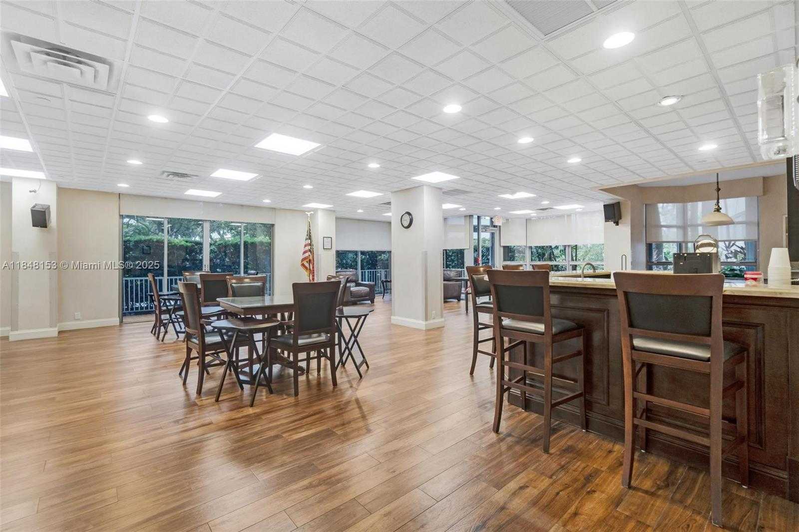 Small Image of 3530 MYSTIC POINTE DR #3107, Aventura Number 42