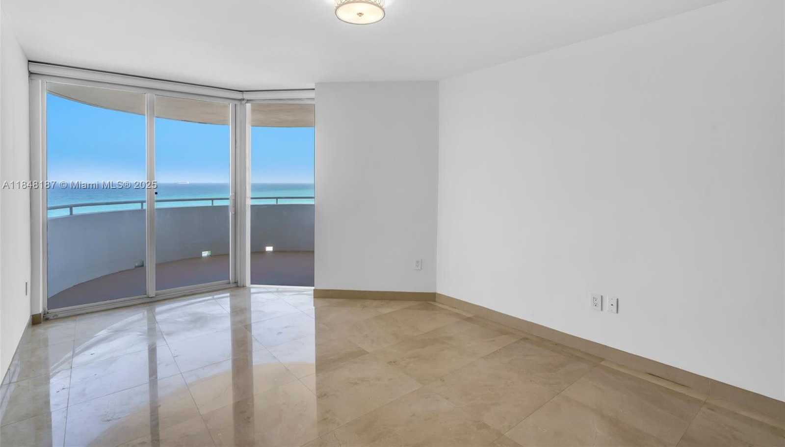 Small Image of 6301 COLLINS AVE #1903, Miami Beach Number 14