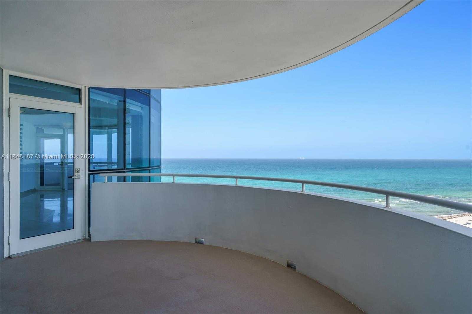 Small Image of 6301 COLLINS AVE #1903, Miami Beach Number 27