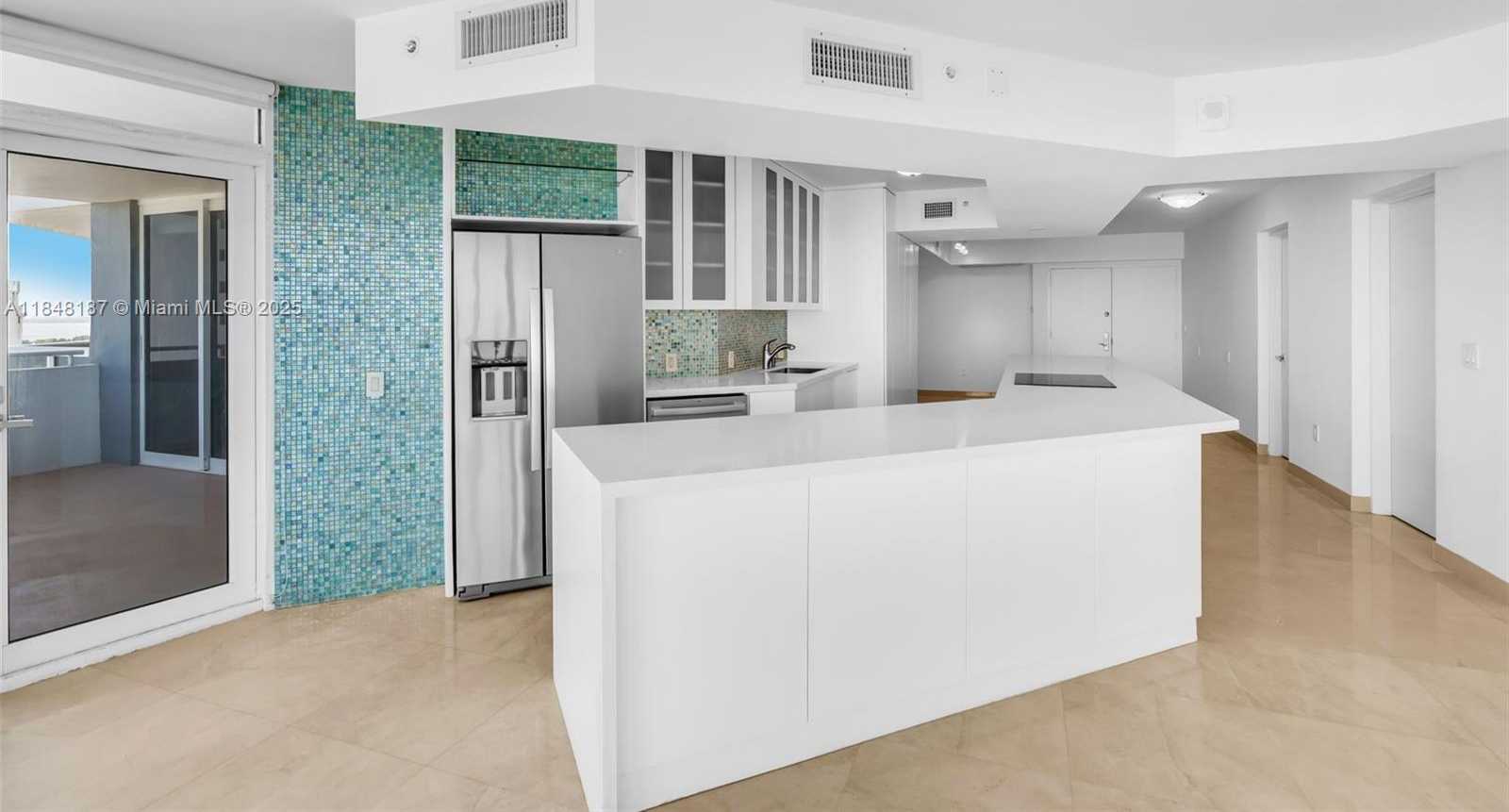 Small Image of 6301 COLLINS AVE #1903, Miami Beach Number 8