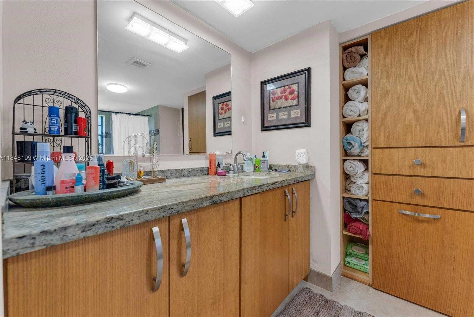 Small Image of 23380 CAROLWOOD LN #101, Boca Raton Number 15