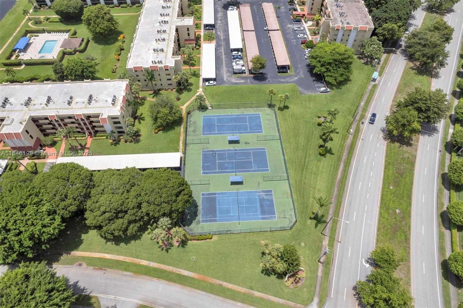 Small Image of 23380 CAROLWOOD LN #101, Boca Raton Number 45
