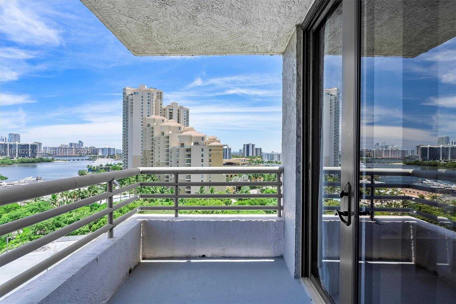 Small Image of 3300 NORTH EAST 191ST ST #1213, Aventura Number 19