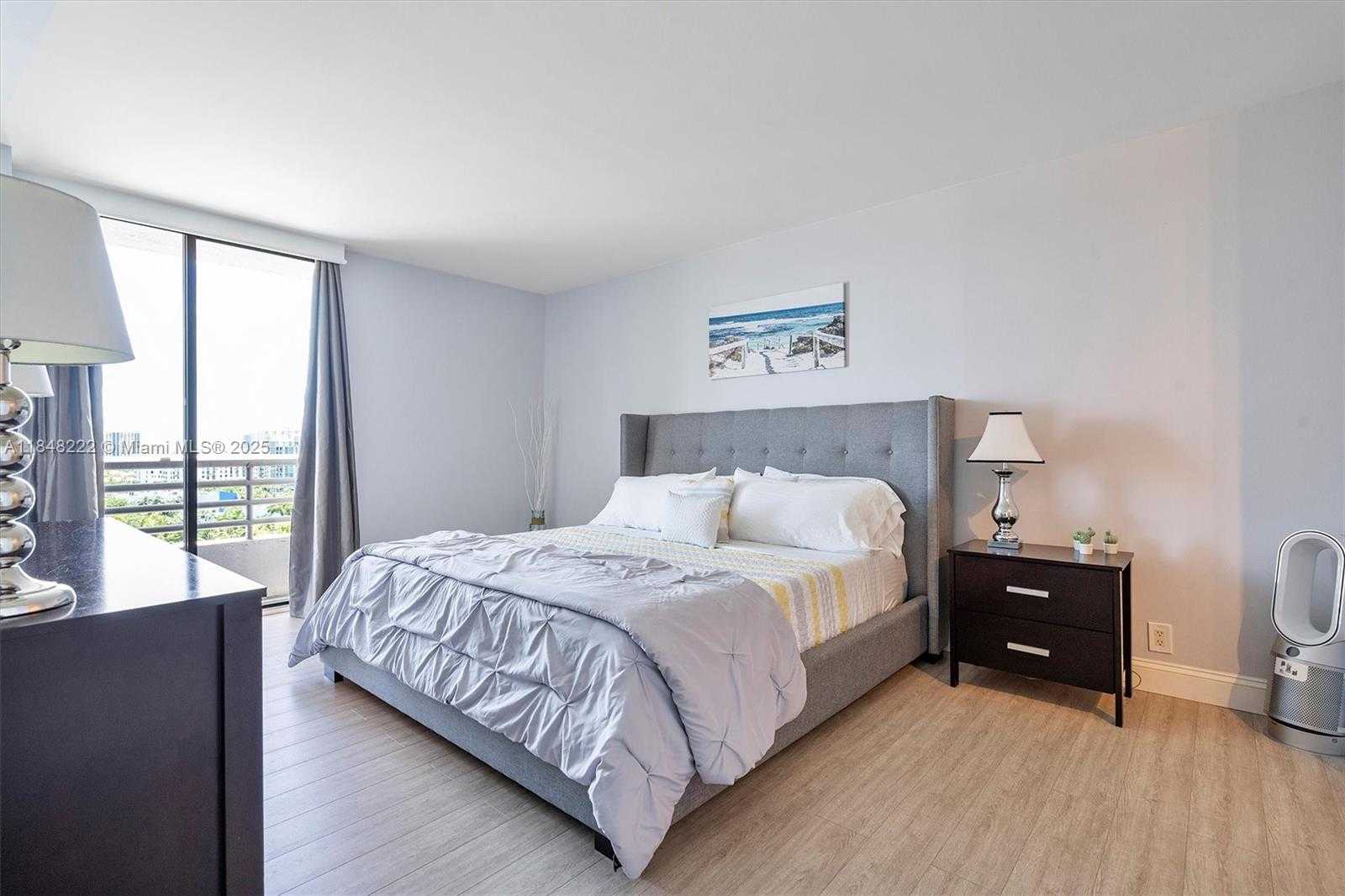 Small Image of 3300 NORTH EAST 191ST ST #1213, Aventura Number 25