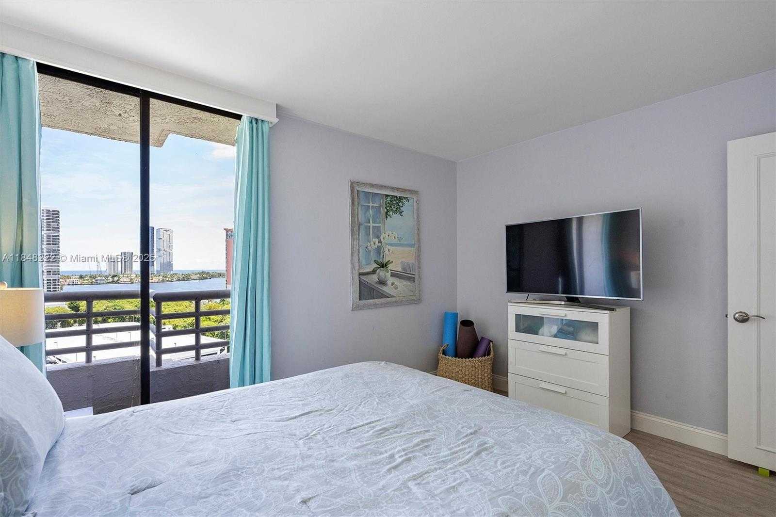 Small Image of 3300 NORTH EAST 191ST ST #1213, Aventura Number 29