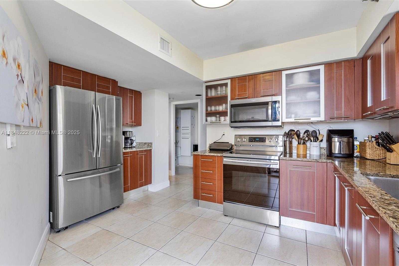 Small Image of 3300 NORTH EAST 191ST ST #1213, Aventura Number 3