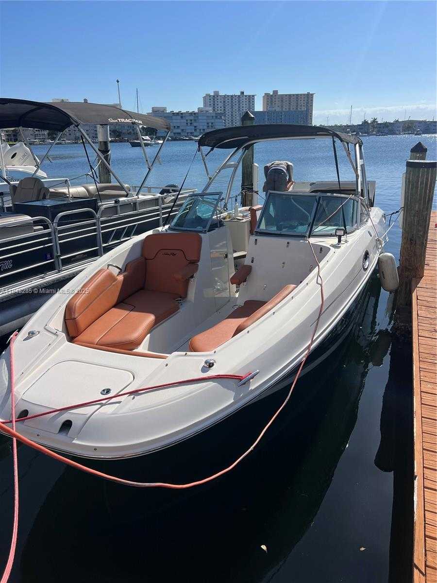 Small Image of 100 GOLDEN ISLES DR #706, Hallandale Beach Number 6