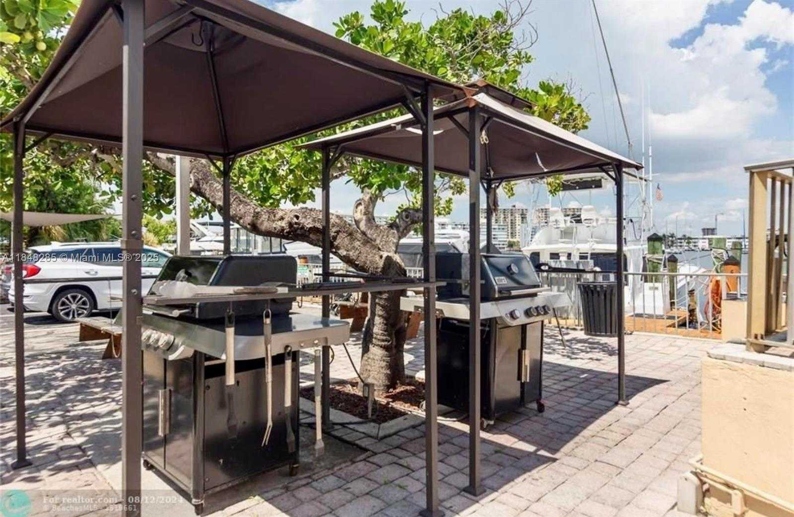 Small Image of 100 GOLDEN ISLES DR #706, Hallandale Beach Number 9