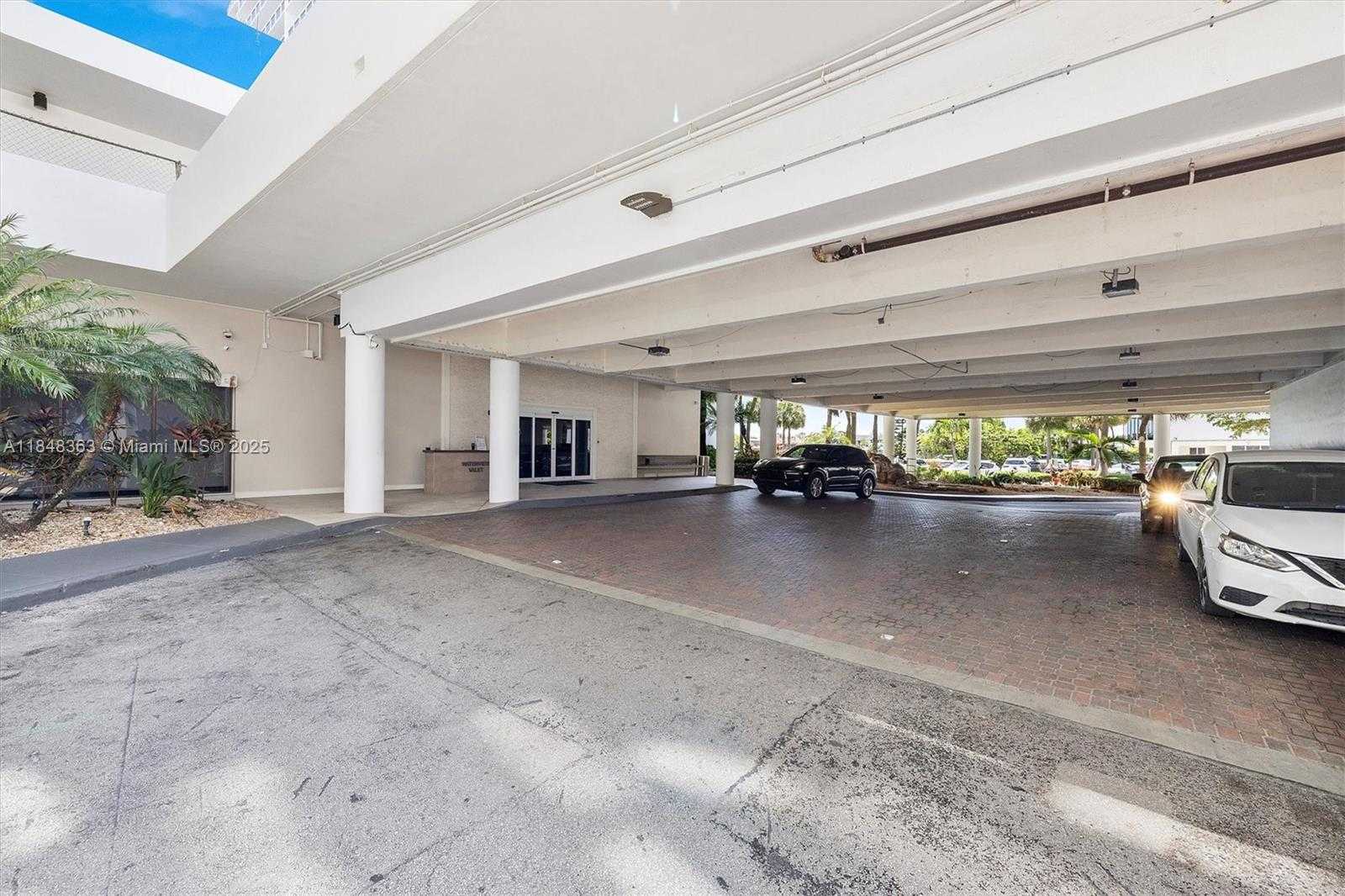 Small Image of 20515 EAST COUNTRY CLUB DR #1747, Aventura Number 44