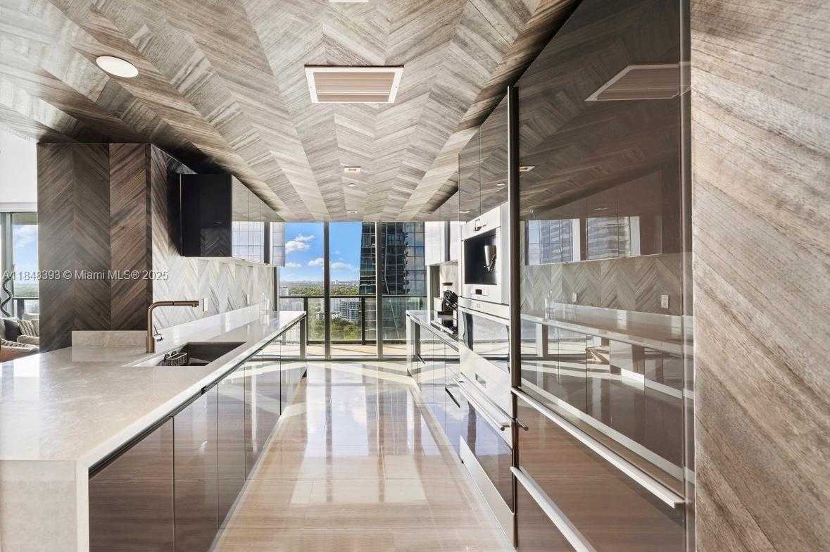 Small Image of 1451 BRICKELL AVE #2505, Miami Number 28