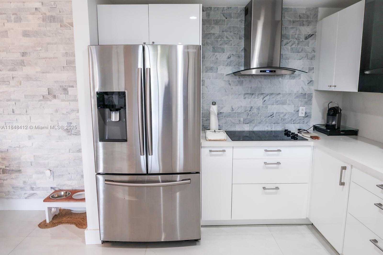 Small Image of 6630 NORTH WEST 114TH AVE #1534, Doral Number 11