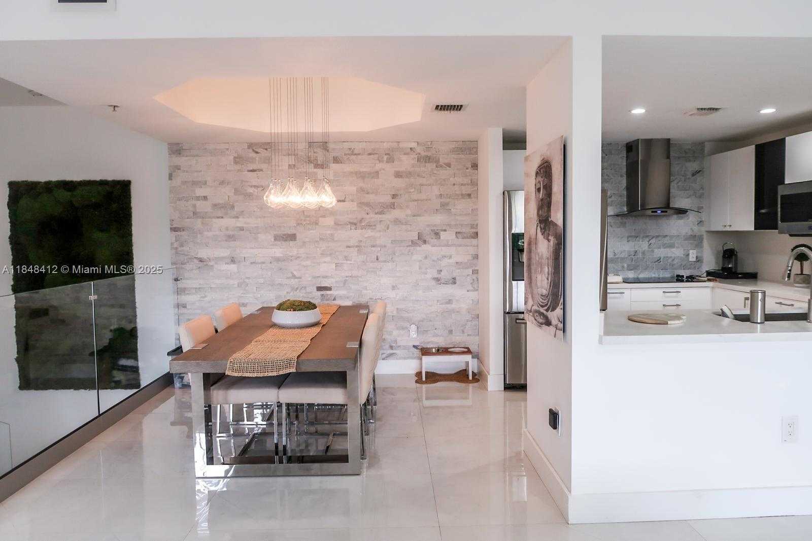 Small Image of 6630 NORTH WEST 114TH AVE #1534, Doral Number 16