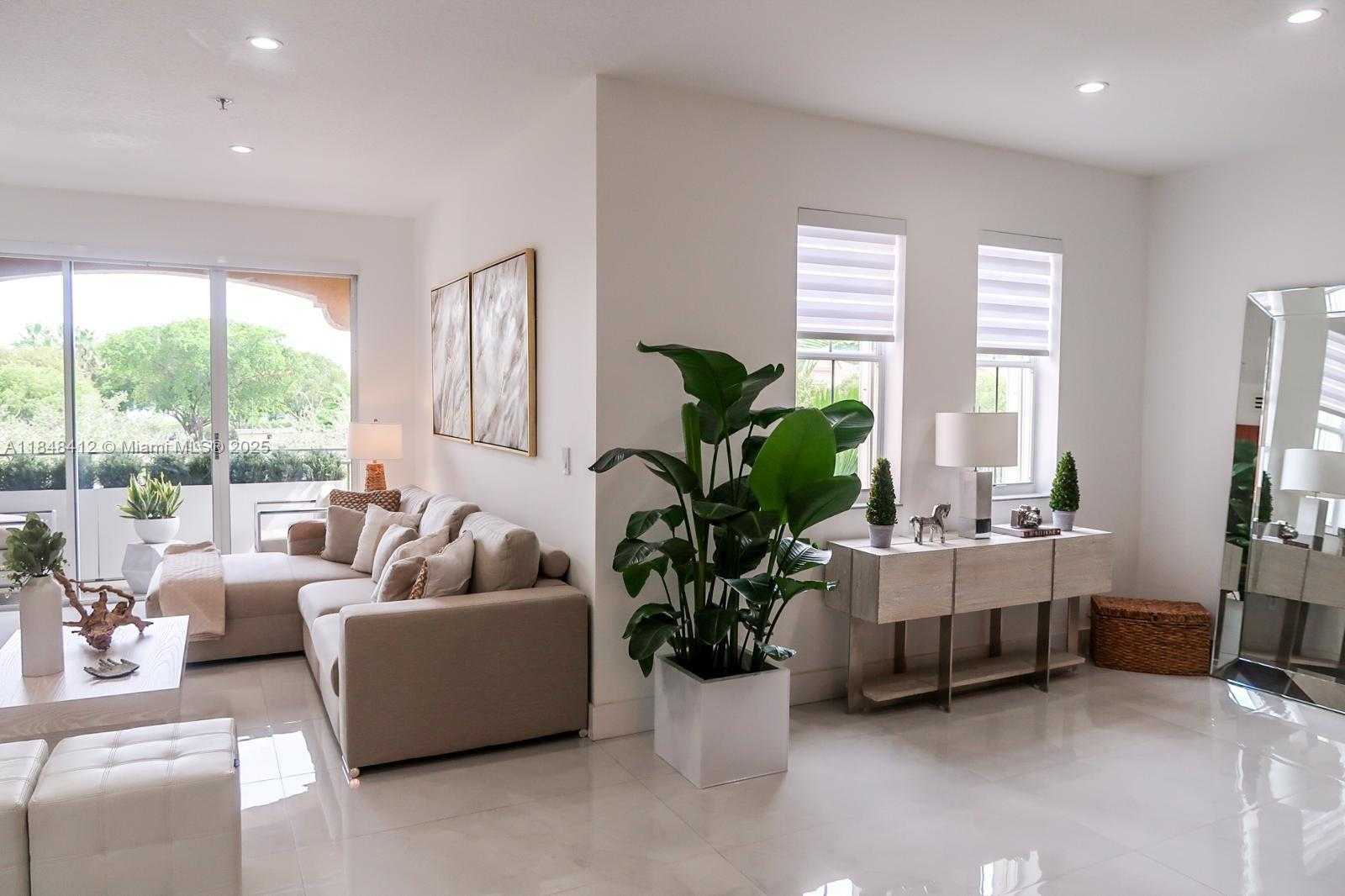 Small Image of 6630 NORTH WEST 114TH AVE #1534, Doral Number 2