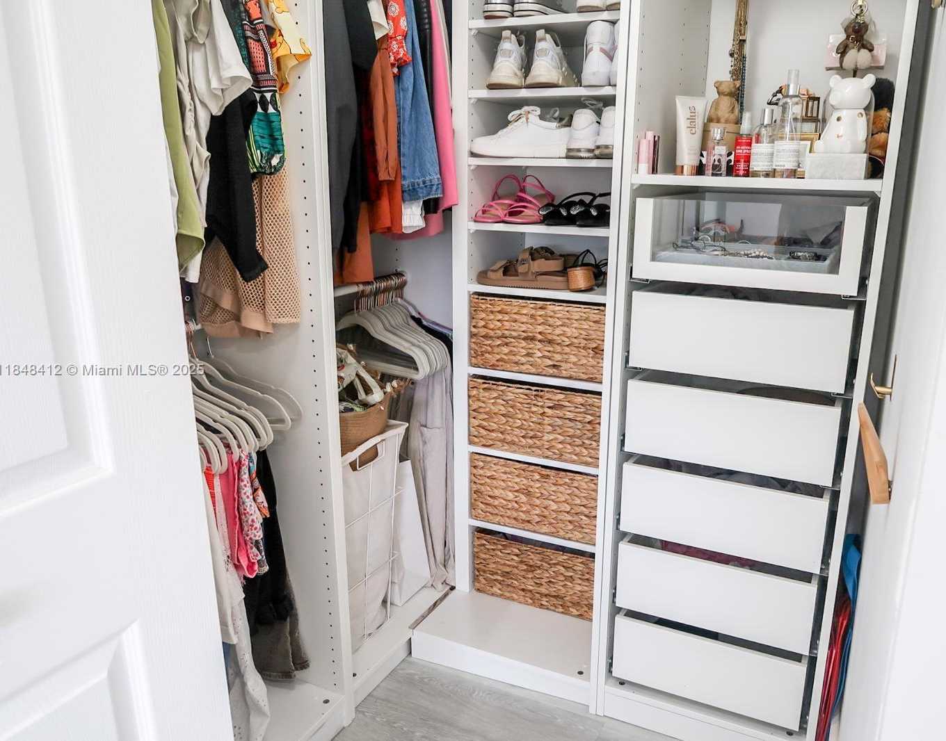 Small Image of 6630 NORTH WEST 114TH AVE #1534, Doral Number 26