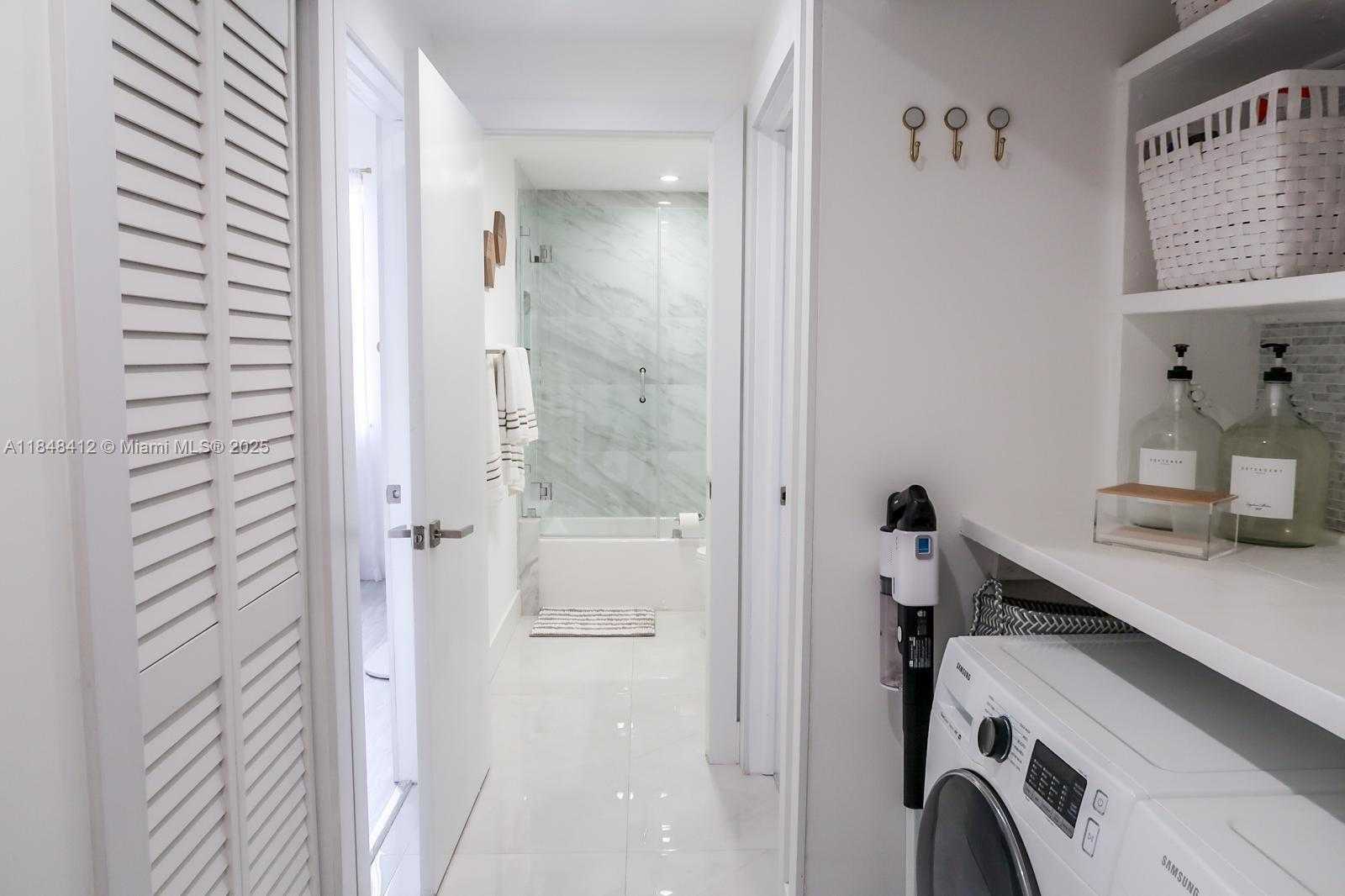 Small Image of 6630 NORTH WEST 114TH AVE #1534, Doral Number 29