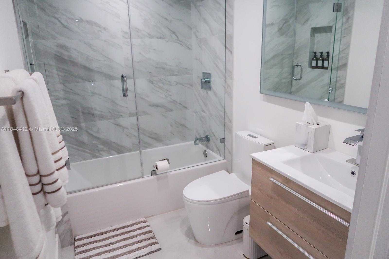 Small Image of 6630 NORTH WEST 114TH AVE #1534, Doral Number 31