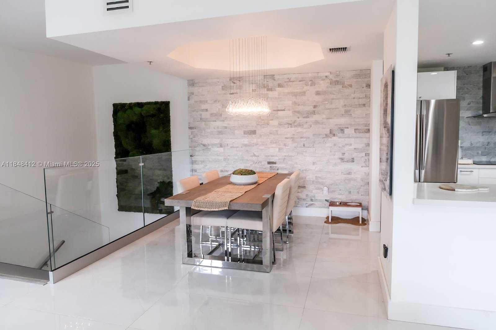 Small Image of 6630 NORTH WEST 114TH AVE #1534, Doral Number 8